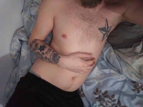 Photo nue de fuite OnlyFans de Andrew Cox