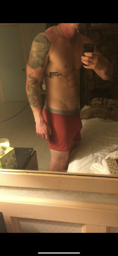 Photo nue de fuite OnlyFans de Mrnaughty0731