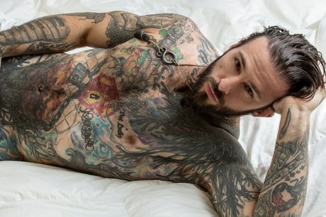 Photo nue de fuite OnlyFans de  Nick Hawk  Vip