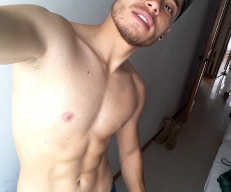 Photo nue de fuite OnlyFans de Nico E