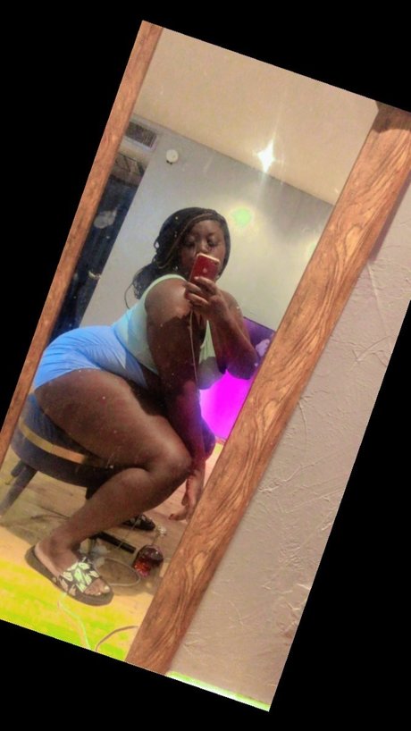 Photo nue de fuite OnlyFans de Bhadest