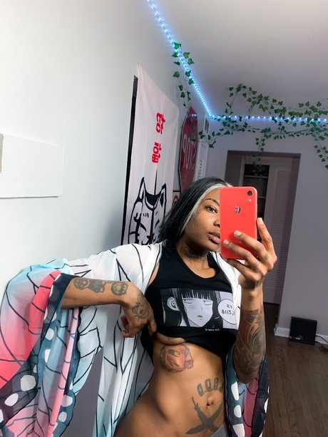 Photo nue de fuite OnlyFans de N K 