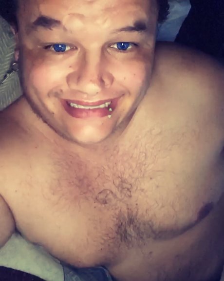 Photo nue de fuite OnlyFans de Naughty Native 