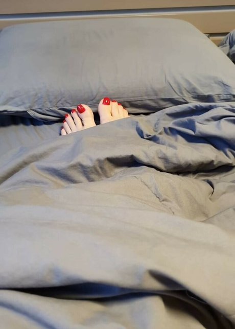 Loira Feet