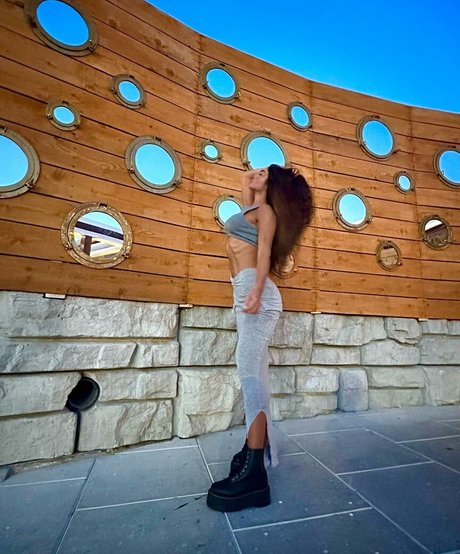 Arianny Negron
