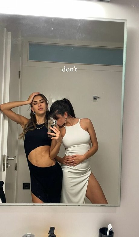 Photo nue de fuite OnlyFans de Gina Llebaria