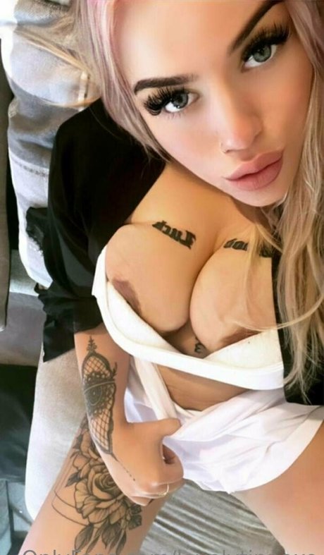 Lovelytinnaxo