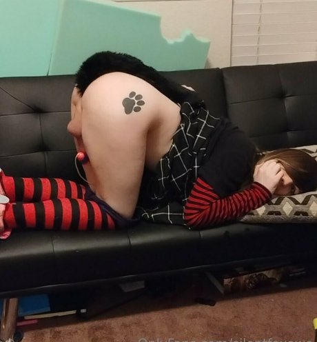 Photo nue de fuite OnlyFans de Silentfoxowo