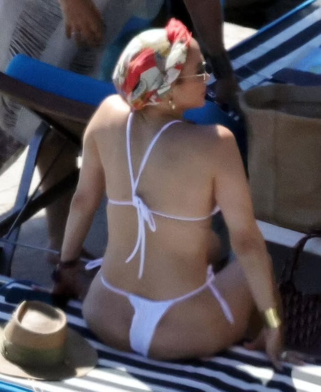 Jennifer Lopez