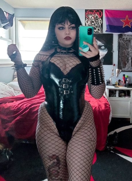Photo nue de fuite OnlyFans de Girlbossnian