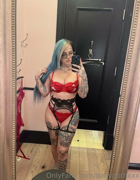 Photo nue de fuite OnlyFans de Baby Goth