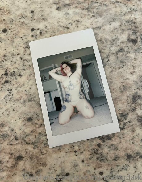 Photo nue de fuite OnlyFans de Quinnightafterdark