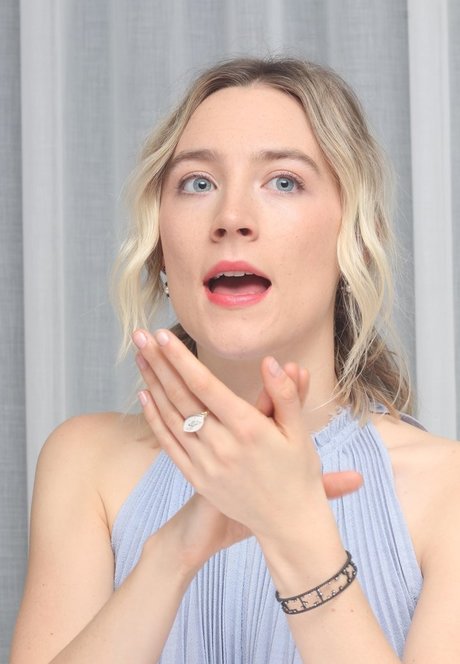 Photo nue de fuite OnlyFans de Saoirse Ronan