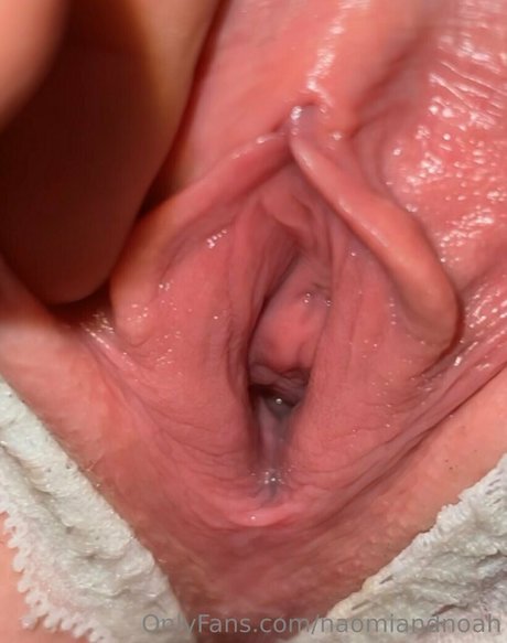 Photo nue de fuite OnlyFans de Naomiandnoah