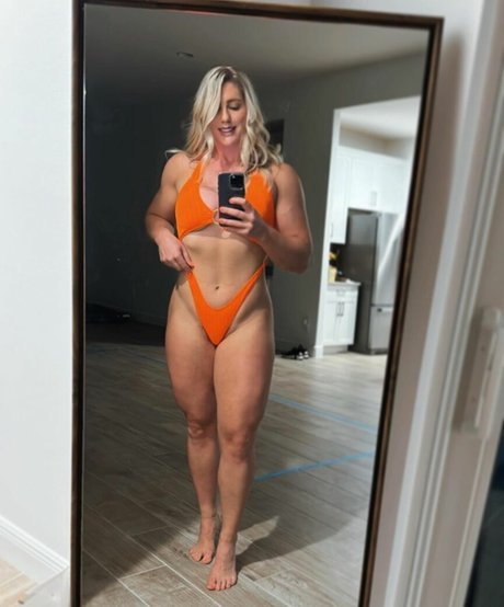 Photo nue de fuite OnlyFans de Dr Colette Larsen