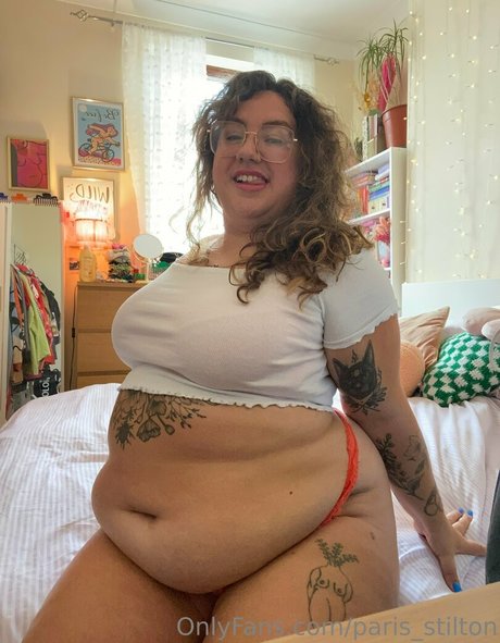 Photo nue de fuite OnlyFans de Parisstilton
