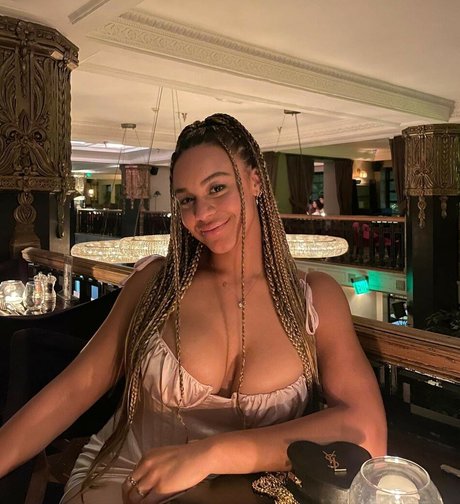 Photo nue de fuite OnlyFans de Nia Siux