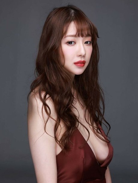 Photo nue de fuite OnlyFans de Shion Utsunomiya