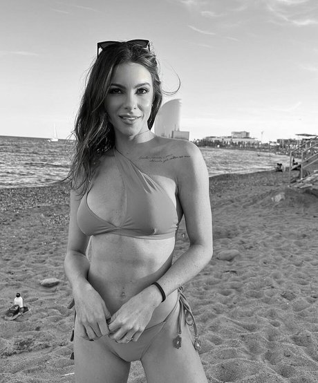 Photo nue de fuite OnlyFans de Maddu Magalhaes