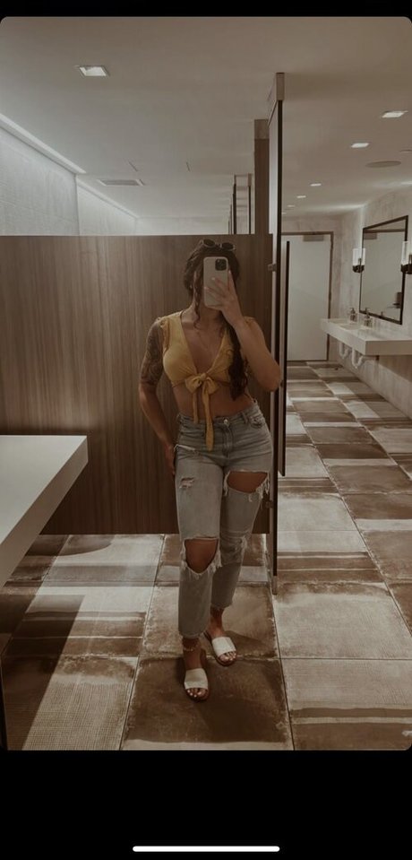 Itzel25_