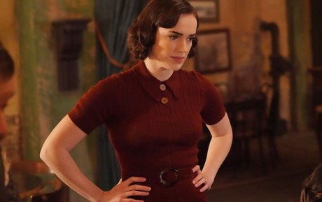 Photo nue de fuite OnlyFans de Elizabeth Henstridge