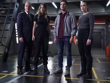 Photo nue de fuite OnlyFans de Elizabeth Henstridge