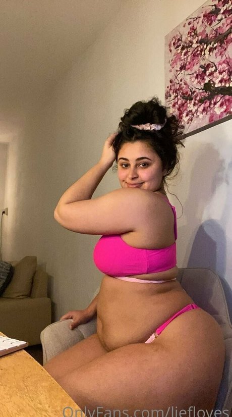 Photo nue de fuite OnlyFans de Liefloves