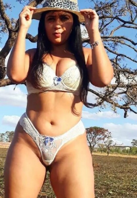 Photo nue de fuite OnlyFans de Lia Castro