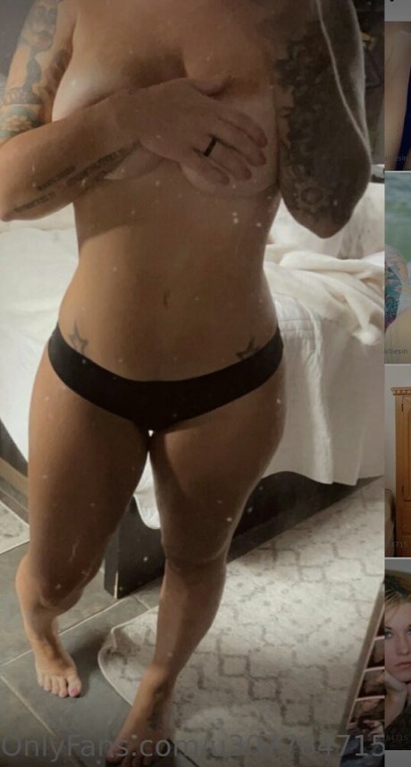 Photo nue de fuite OnlyFans de Allie Sin