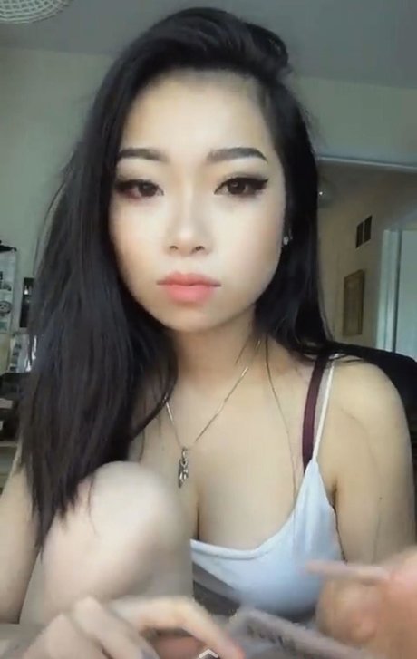 Photo nue de fuite OnlyFans de Fruitypoppin