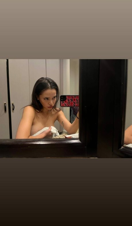 Photo nue de fuite OnlyFans de Raquel Dominique