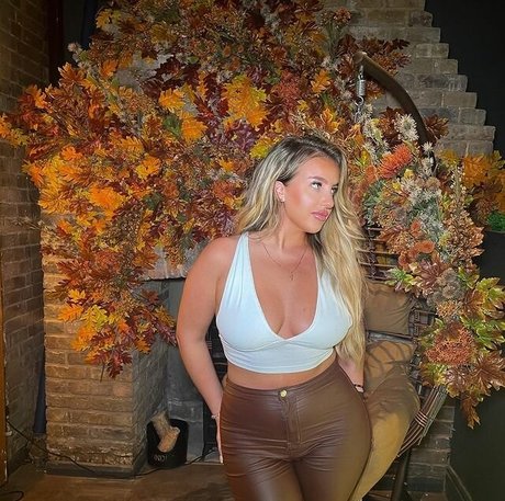 Laura Gold