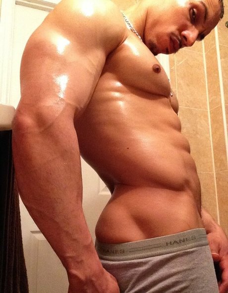 Photo nue de fuite OnlyFans de Puertorockxxx