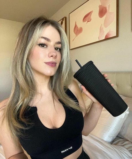 Photo nue de fuite OnlyFans de Lululuvely