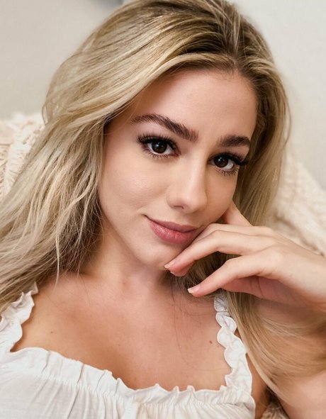 Photo nue de fuite OnlyFans de Lululuvely