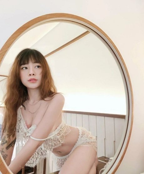 Photo nue de fuite OnlyFans de Dalunahh