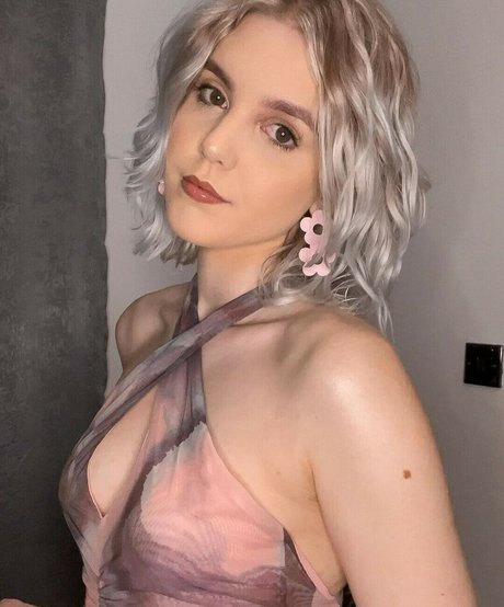 Photo nue de fuite OnlyFans de Hoxieloxie