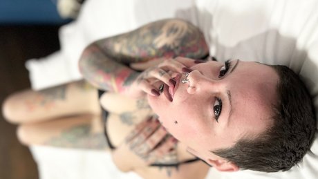 Photo nue de fuite OnlyFans de Olivia Wolfe 