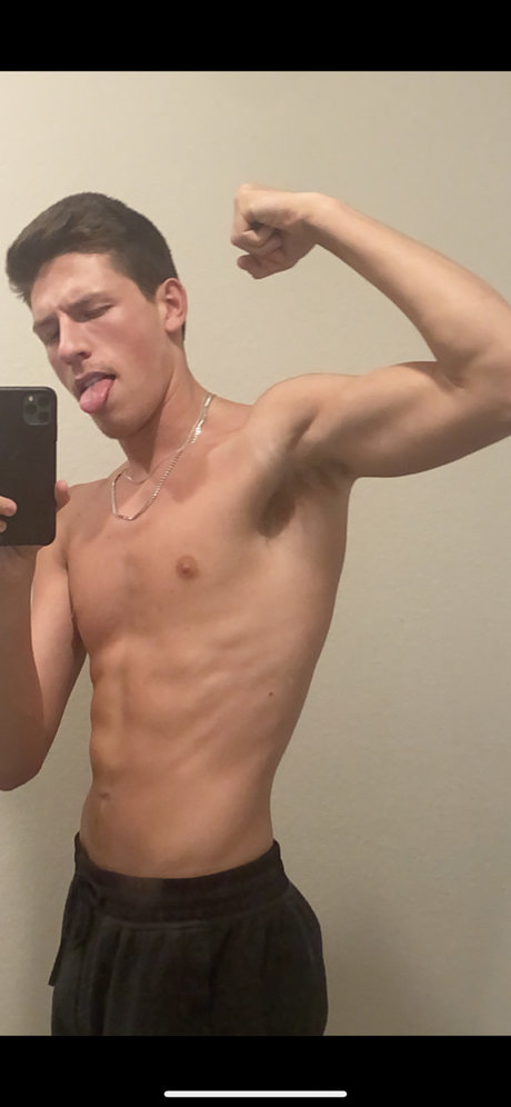 Photo nue de fuite OnlyFans de Oliver Dash