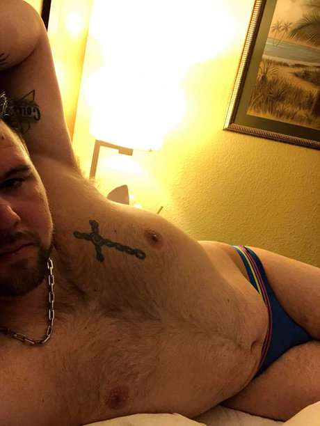 Photo nue de fuite OnlyFans de Officerromeo13