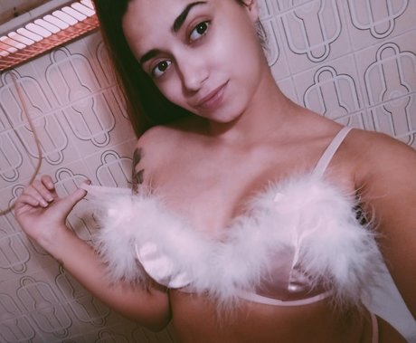 Photo nue de fuite OnlyFans de Nonaroseee