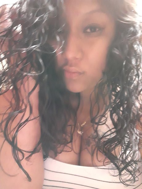 Photo nue de fuite OnlyFans de Urfavegirl