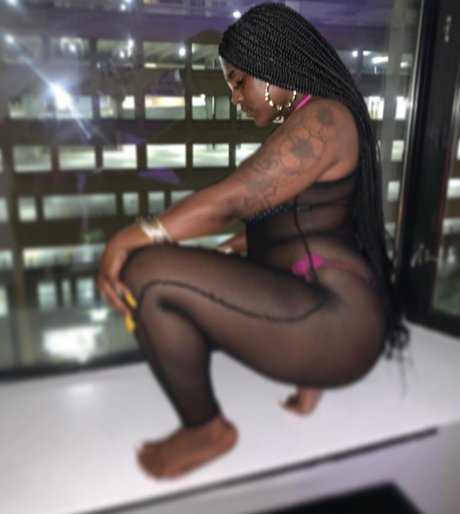 Photo nue de fuite OnlyFans de Pressure P