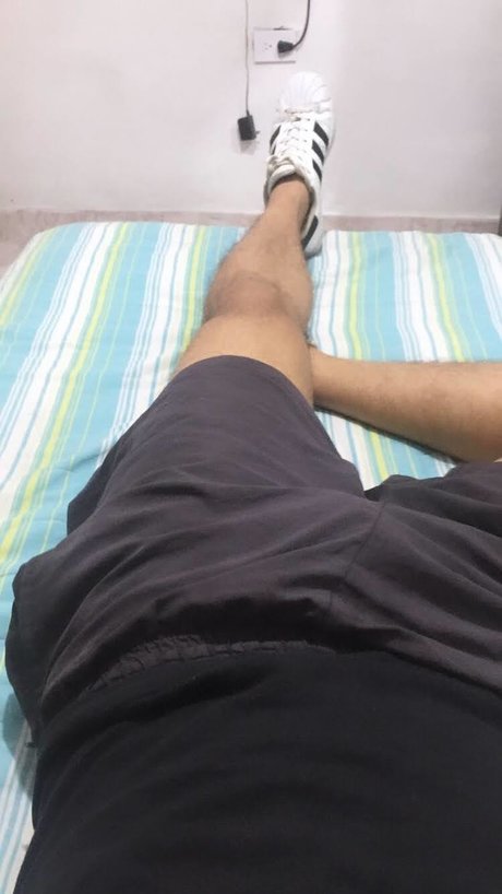 Photo nue de fuite OnlyFans de Paisa Hot