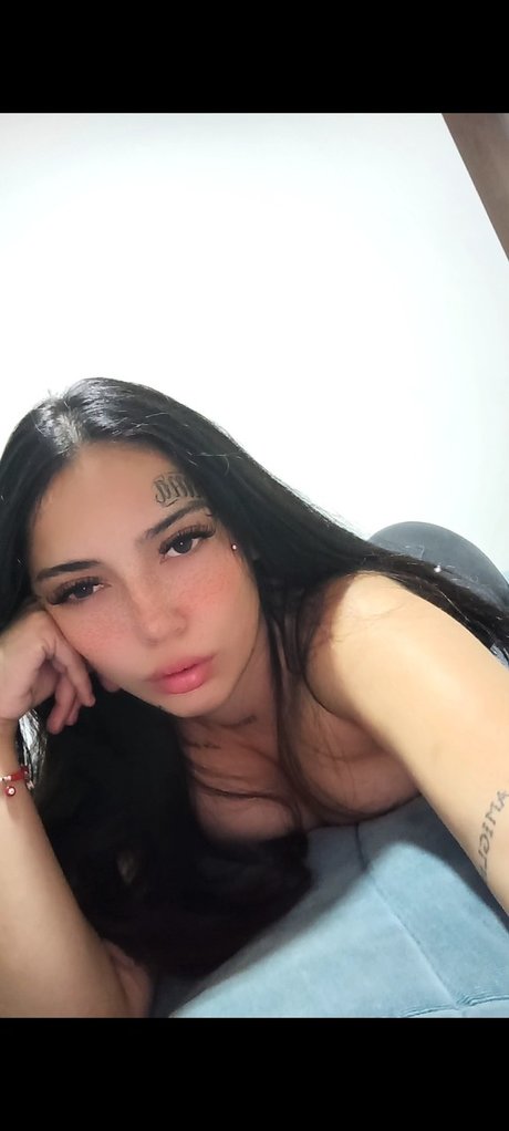 Photo nue de fuite OnlyFans de Ornella Mesina Bb 