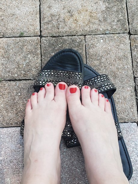 Pretty Feet Magic