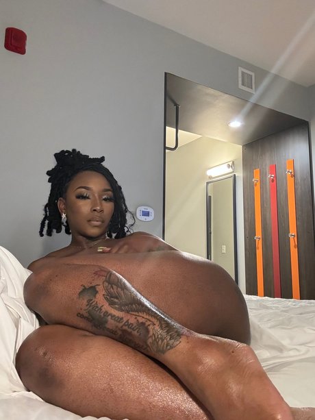 Photo nue de fuite OnlyFans de Pocahontas