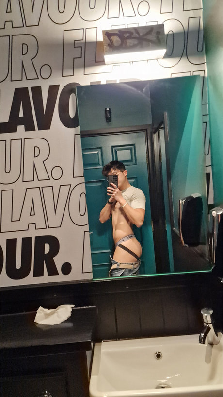 Photo nue de fuite OnlyFans de Jj