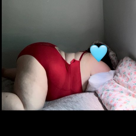 Photo nue de fuite OnlyFans de Emz