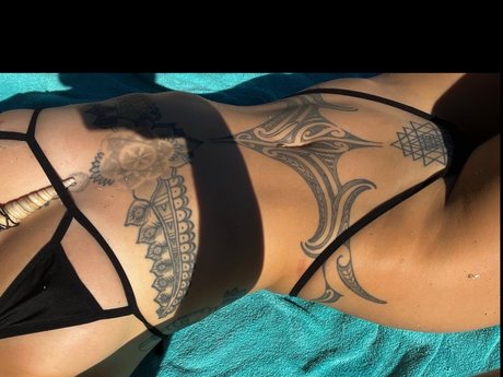 Photo nue de fuite OnlyFans de Baelien  Top 4 